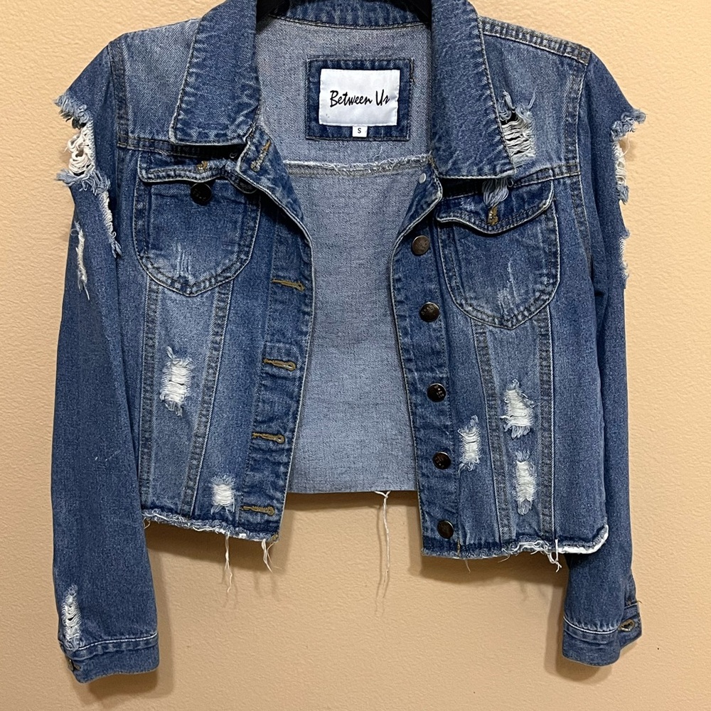 Blue Distressed Cropped Denim Jacket
